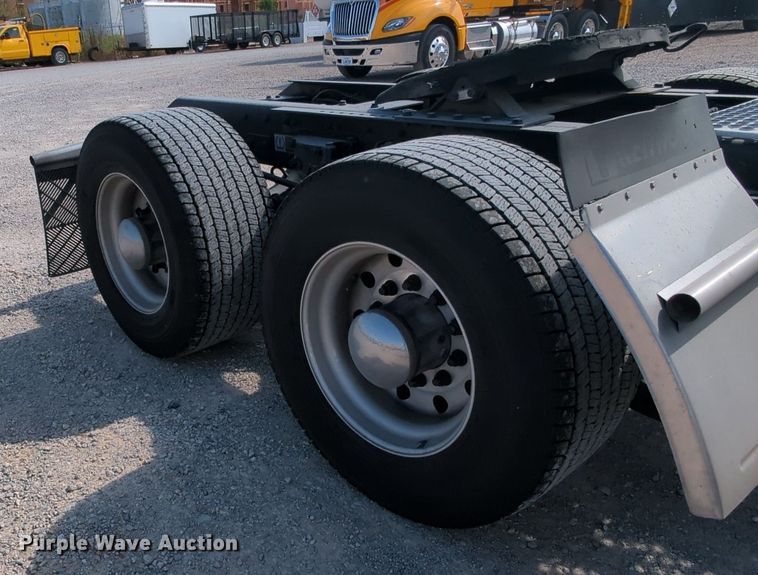 image for item MY9828 2020 Kenworth T680  semi truck