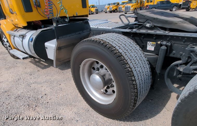 image for item MY9828 2020 Kenworth T680  semi truck