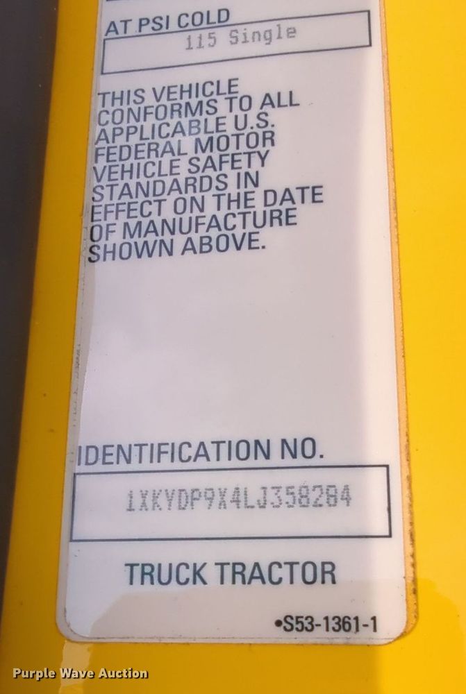 image for item MY9828 2020 Kenworth T680  semi truck