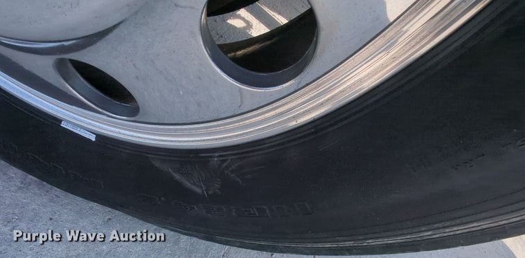 image for item MY9833 2016 Kenworth T800  semi truck