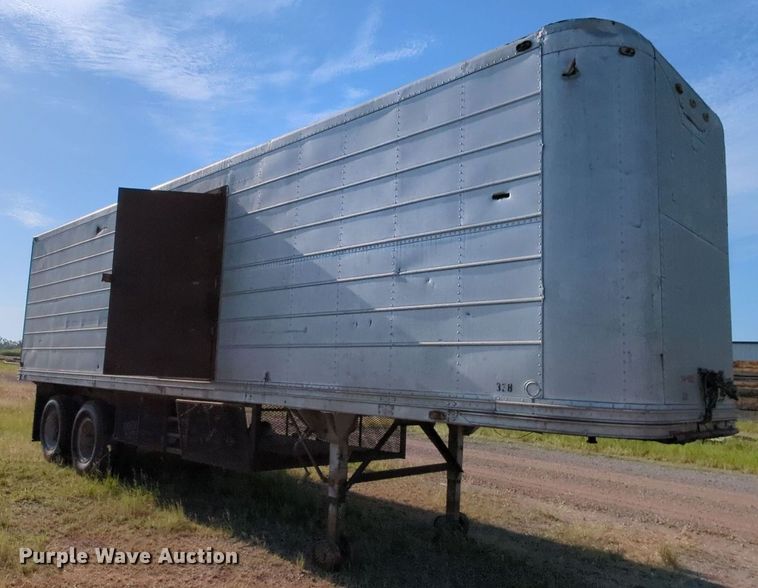 image for item MY9874 1951 Trail Mobile  dry van trailer