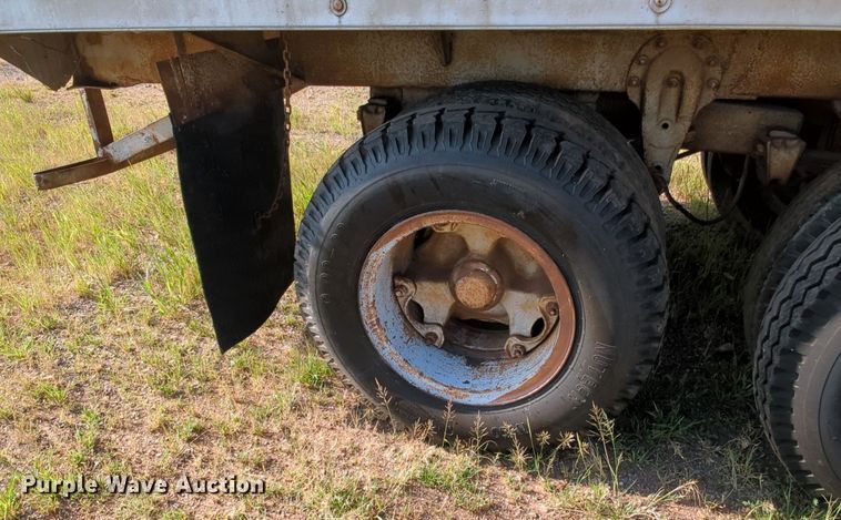 image for item MY9874 1951 Trail Mobile  dry van trailer