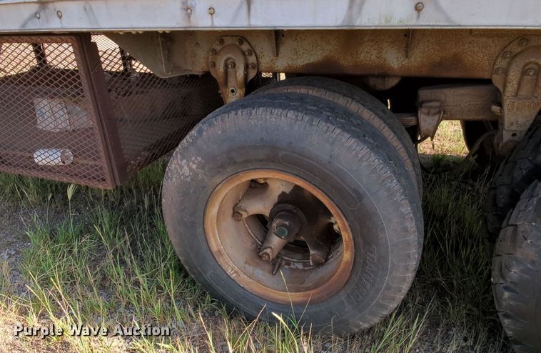 image for item MY9874 1951 Trail Mobile  dry van trailer