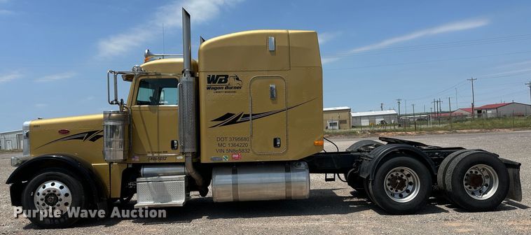 image for item NE9007 2005 Peterbilt 379  semi truck