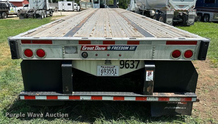 image for item OC9111 2016 Great Dane  flatbed trailer