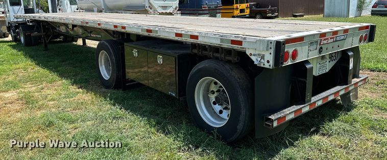 image for item OC9111 2016 Great Dane  flatbed trailer