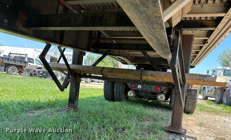 image for item OC9111 2016 Great Dane  flatbed trailer