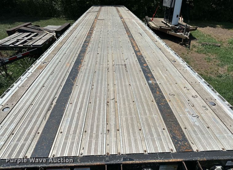 image for item OC9111 2016 Great Dane  flatbed trailer