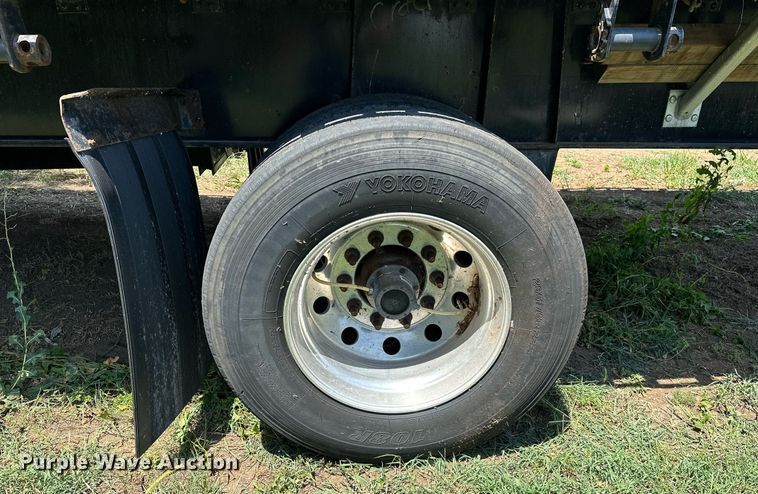 image for item OC9111 2016 Great Dane  flatbed trailer