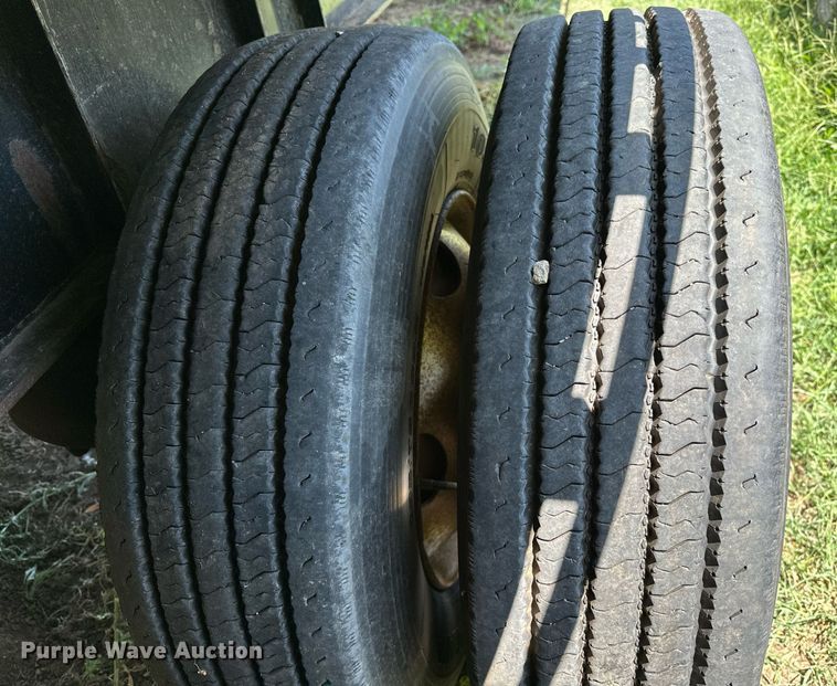 image for item OC9111 2016 Great Dane  flatbed trailer