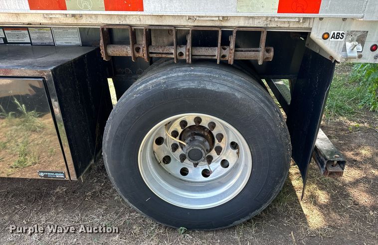 image for item OC9111 2016 Great Dane  flatbed trailer