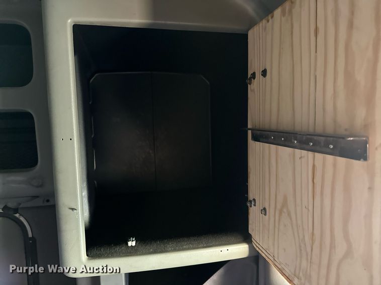 image for item OC9112 2012 Peterbilt 384  semi truck