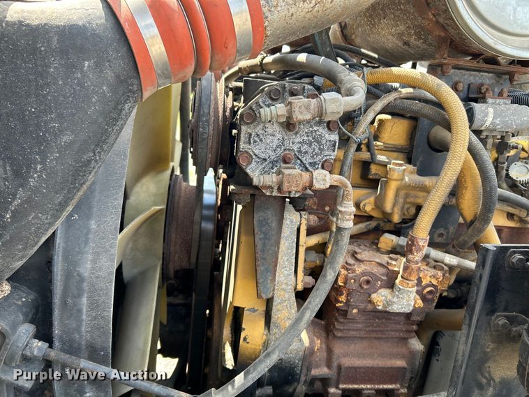 image for item OK9695 1993 Kenworth  T800 semi truck