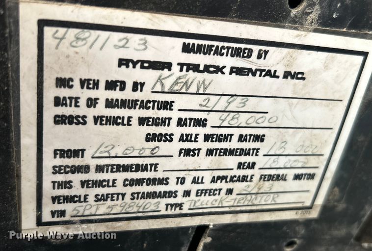 image for item OK9695 1993 Kenworth  T800 semi truck