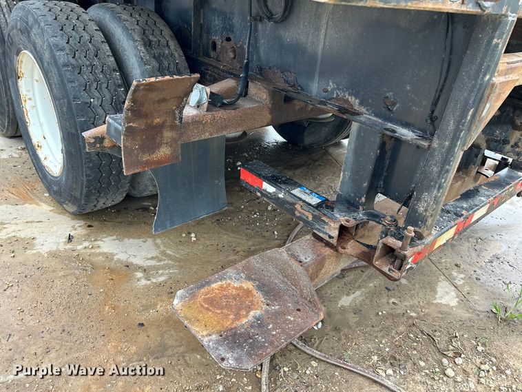 image for item OK9723 2007 Lufkin FL-II  flatbed trailer