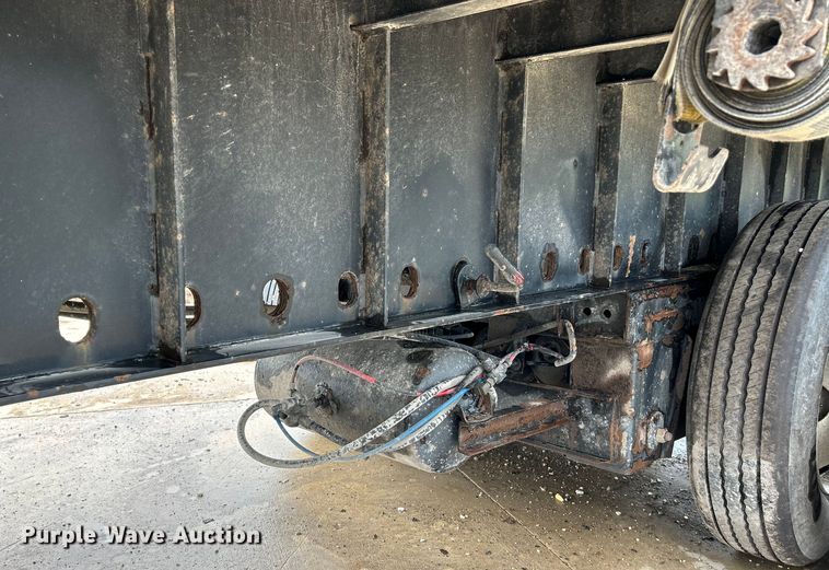 image for item OK9723 2007 Lufkin FL-II  flatbed trailer