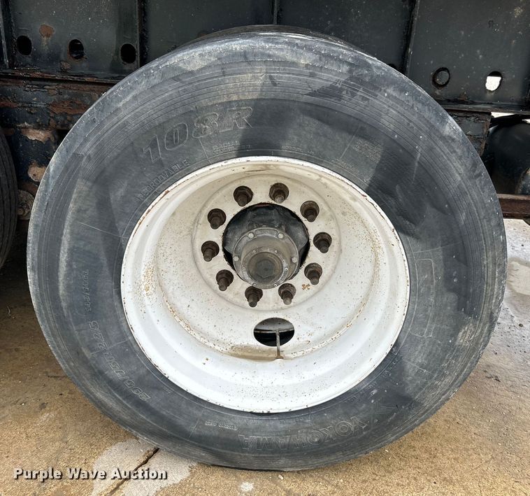 image for item OK9723 2007 Lufkin FL-II  flatbed trailer