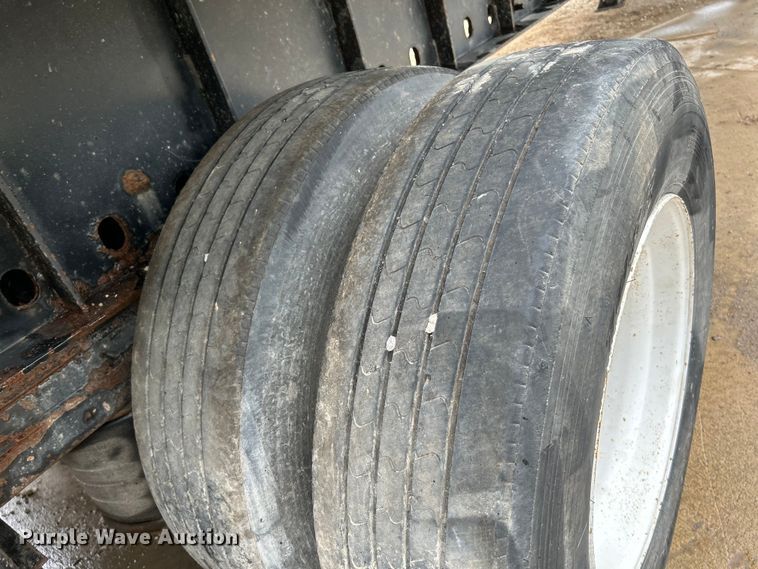 image for item OK9723 2007 Lufkin FL-II  flatbed trailer