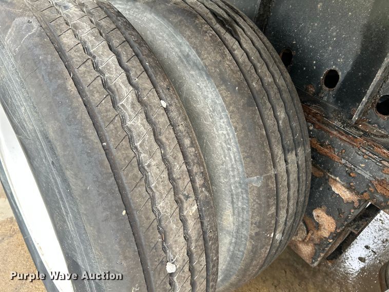 image for item OK9723 2007 Lufkin FL-II  flatbed trailer