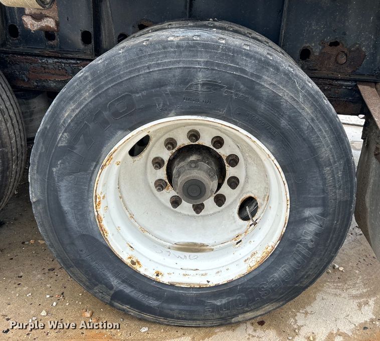 image for item OK9723 2007 Lufkin FL-II  flatbed trailer