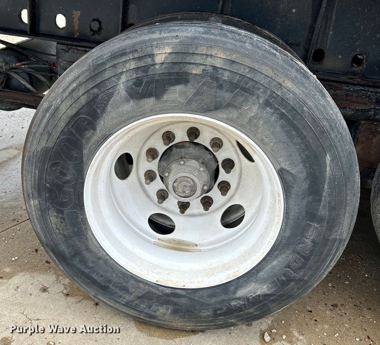 image for item OK9723 2007 Lufkin FL-II  flatbed trailer