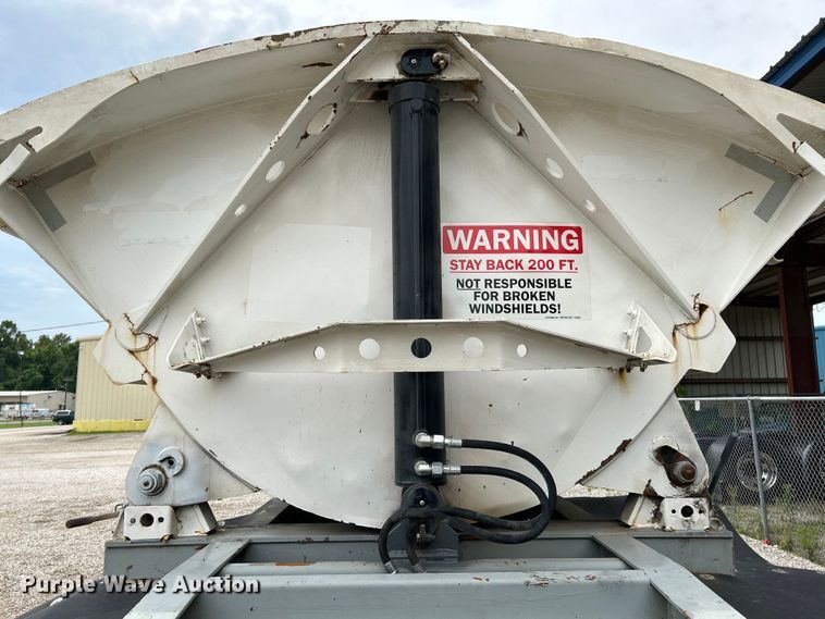 image for item OK9726 2001 SmithCo Manufacturing 2002  side dump trailer