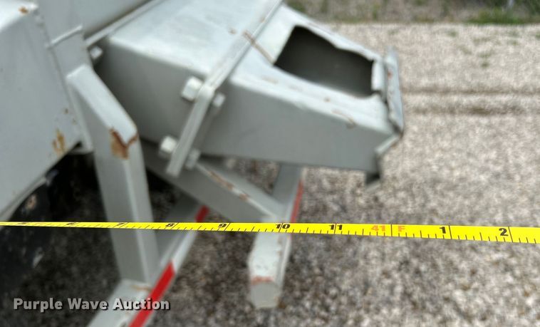 image for item OK9726 2001 SmithCo Manufacturing 2002  side dump trailer