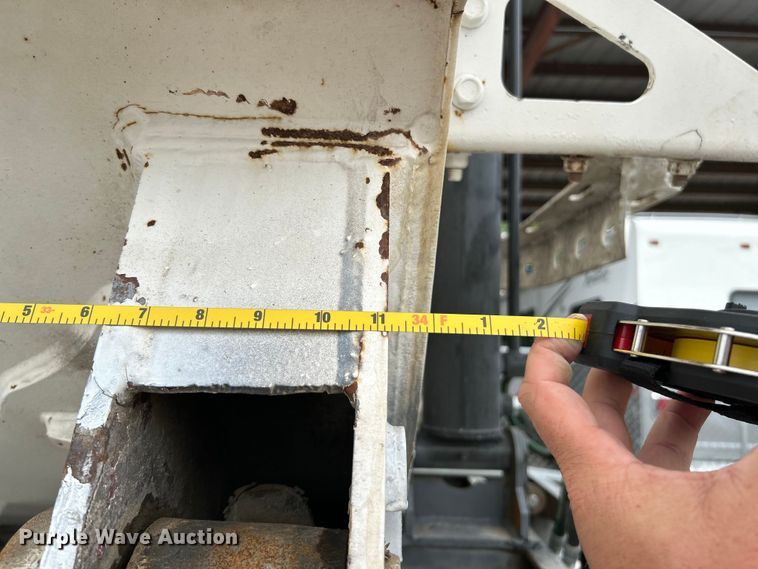 image for item OK9726 2001 SmithCo Manufacturing 2002  side dump trailer