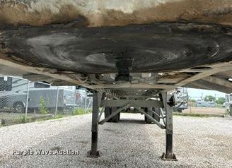 image for item OK9726 2001 SmithCo Manufacturing 2002  side dump trailer