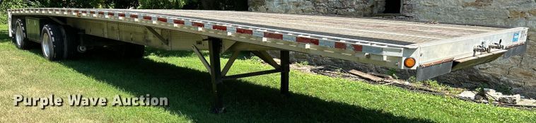 image for item OK9735 2000 Reitnouer  flatbed trailer