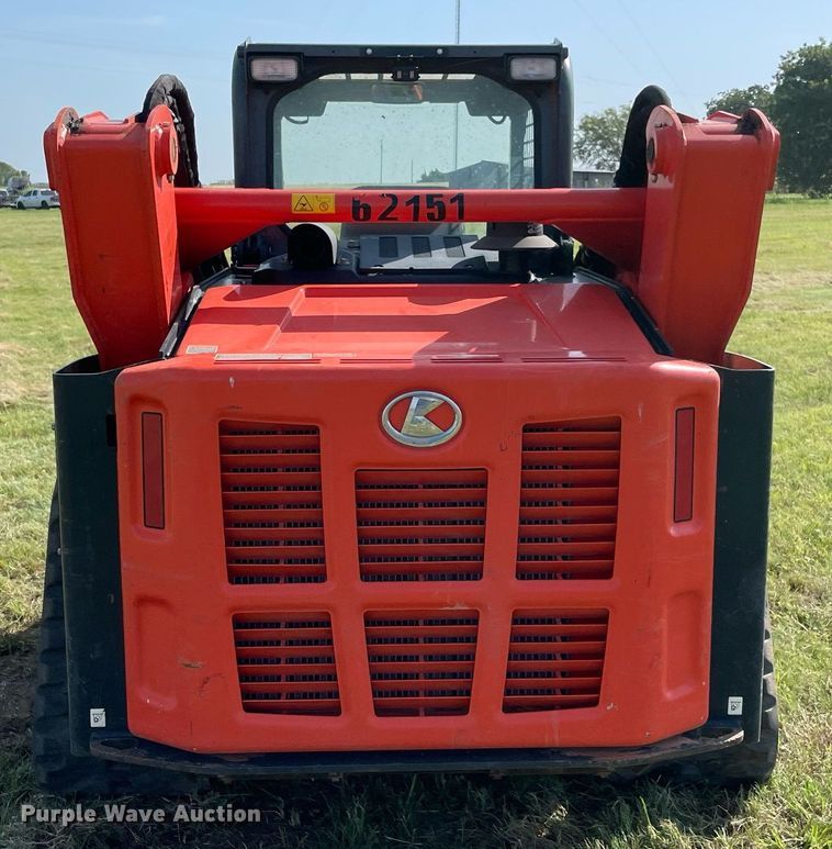 image for item DM0321 2021 Kubota SVL97-2 tracked skid steer loader