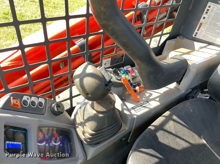 image for item DM0321 2021 Kubota SVL97-2 tracked skid steer loader