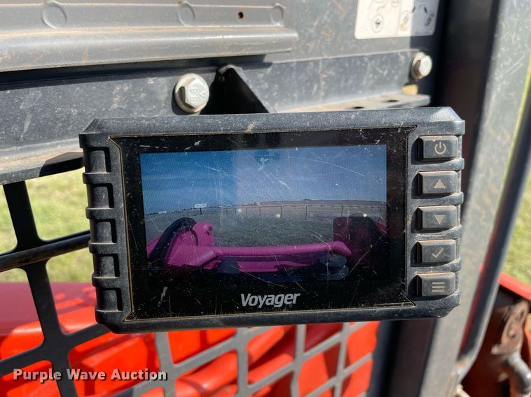 image for item DM0321 2021 Kubota SVL97-2 tracked skid steer loader