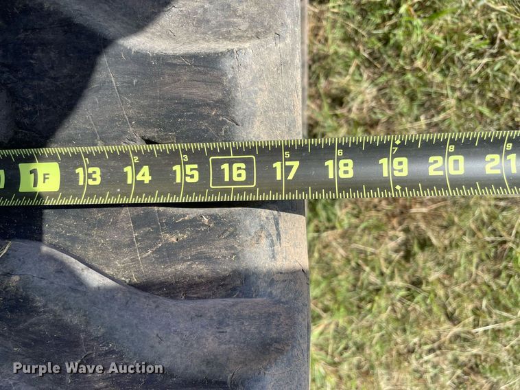 image for item DM0321 2021 Kubota SVL97-2 tracked skid steer loader