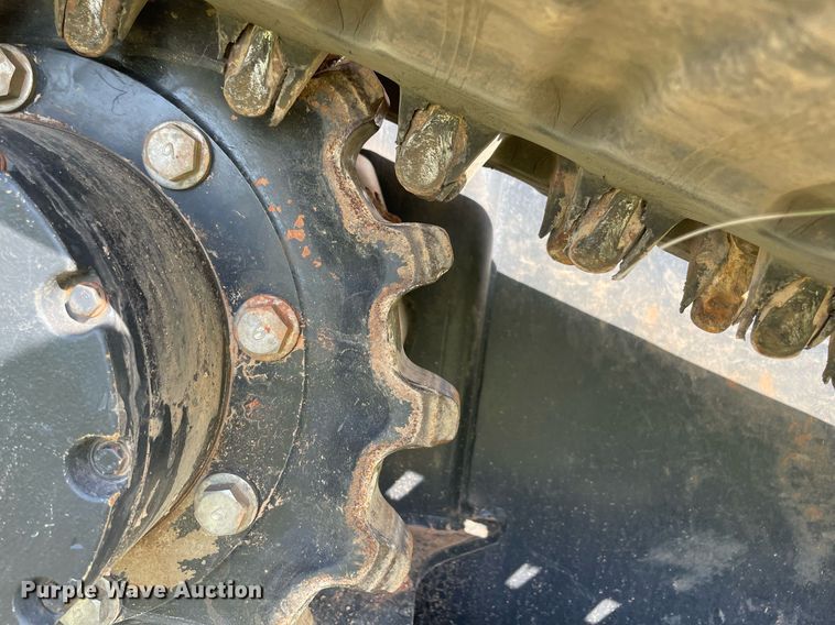 image for item DM0321 2021 Kubota SVL97-2 tracked skid steer loader