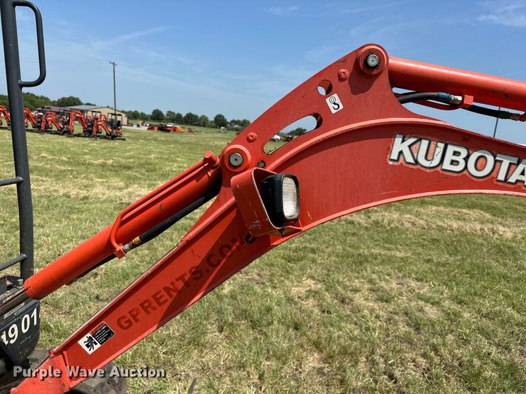 image for item DM0323 2019 Kubota  U17 mini excavator