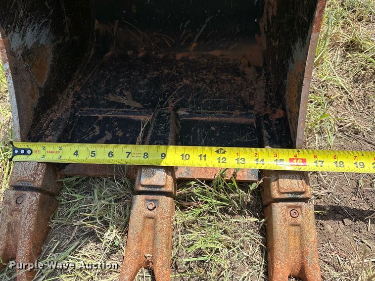 image for item DM0323 2019 Kubota  U17 mini excavator