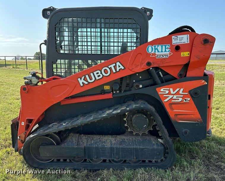 image for item DM0324 2019 Kubota  SVL75-2 tracked skid steer loader