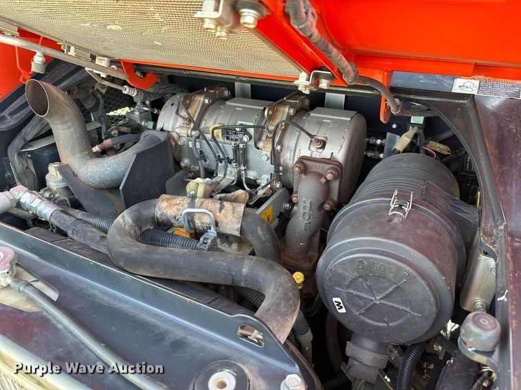 image for item DM0324 2019 Kubota  SVL75-2 tracked skid steer loader