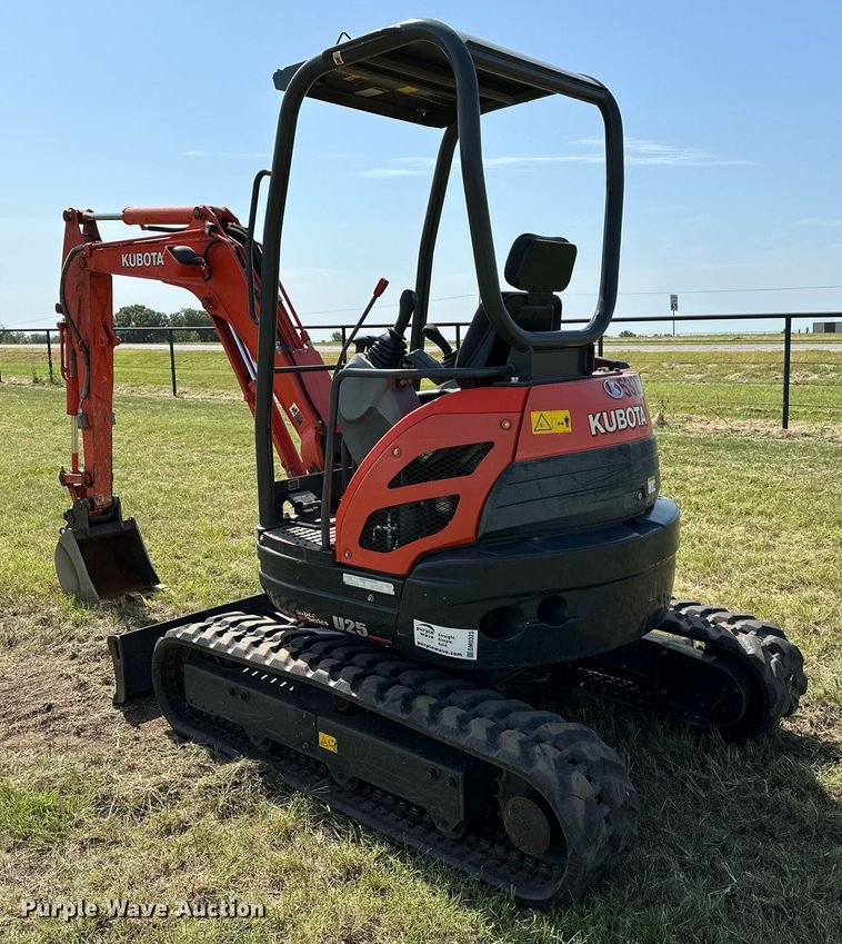 image for item DM0325 2020 Kubota  U25  mini excavator