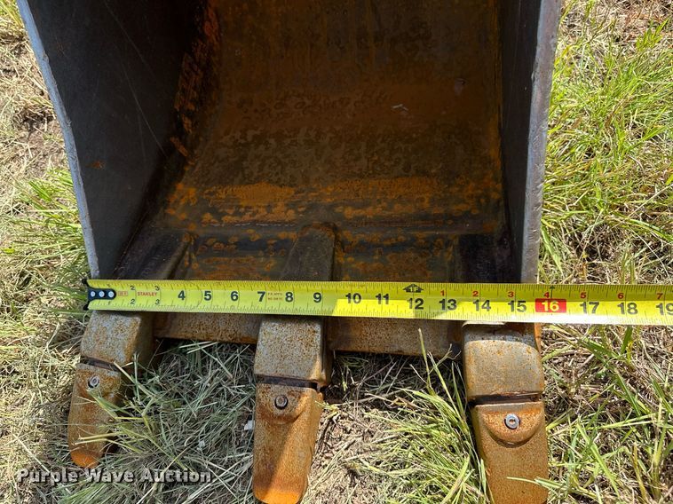 image for item DM0325 2020 Kubota  U25  mini excavator