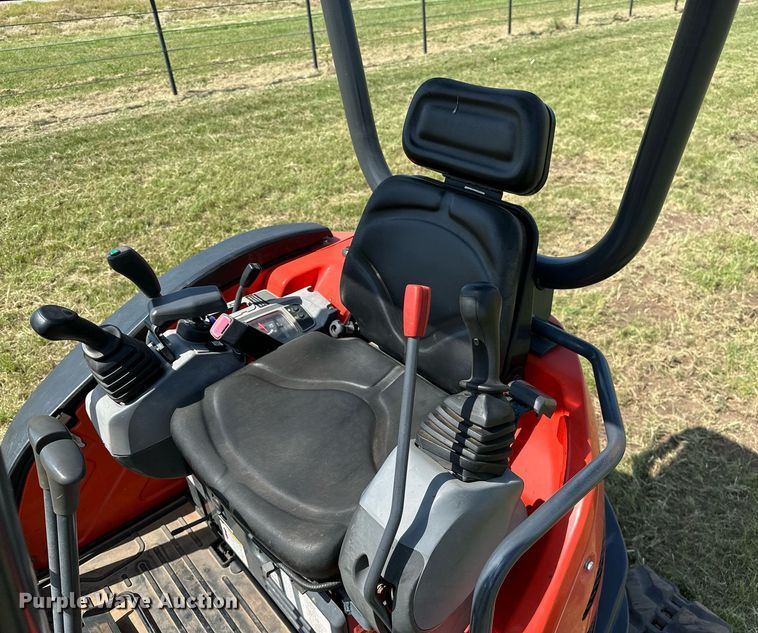 image for item DM0325 2020 Kubota  U25  mini excavator