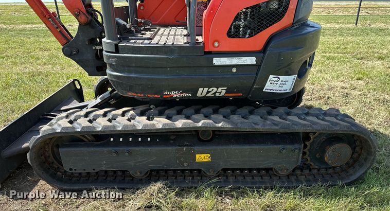 image for item DM0325 2020 Kubota  U25  mini excavator