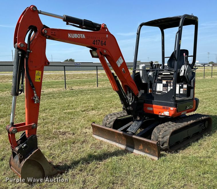 image for item DM0326 2019 Kubota  U27-4 mini excavator