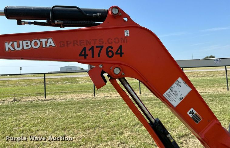 image for item DM0326 2019 Kubota  U27-4 mini excavator