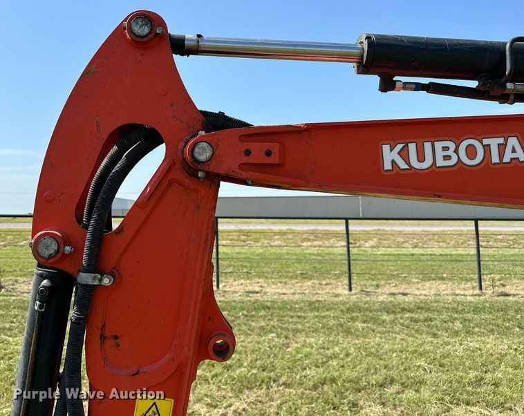 image for item DM0326 2019 Kubota  U27-4 mini excavator