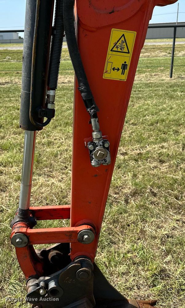 image for item DM0326 2019 Kubota  U27-4 mini excavator