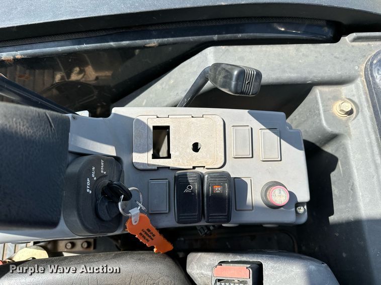 image for item DM0326 2019 Kubota  U27-4 mini excavator