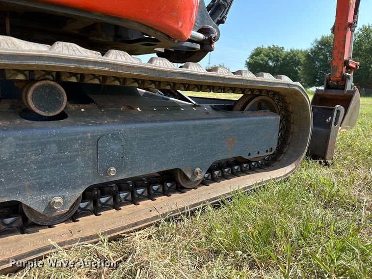 image for item DM0326 2019 Kubota  U27-4 mini excavator