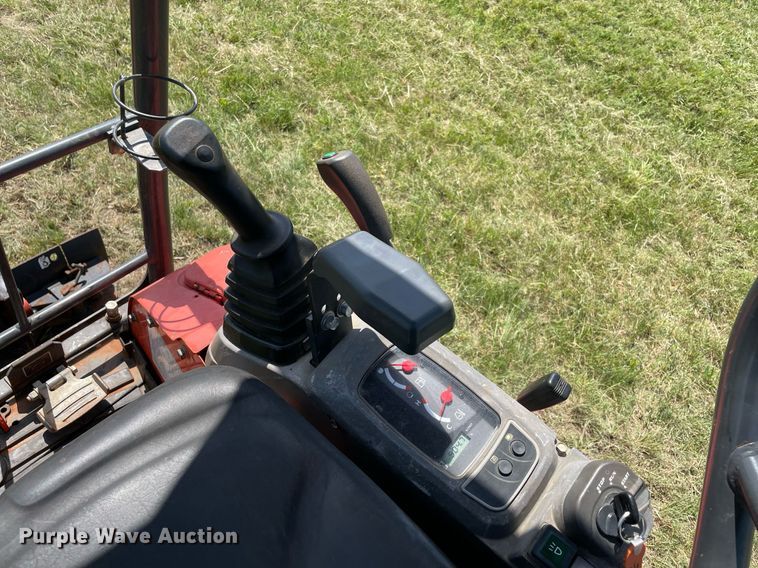 image for item DM0327 2019 Kubota  U17 mini excavator